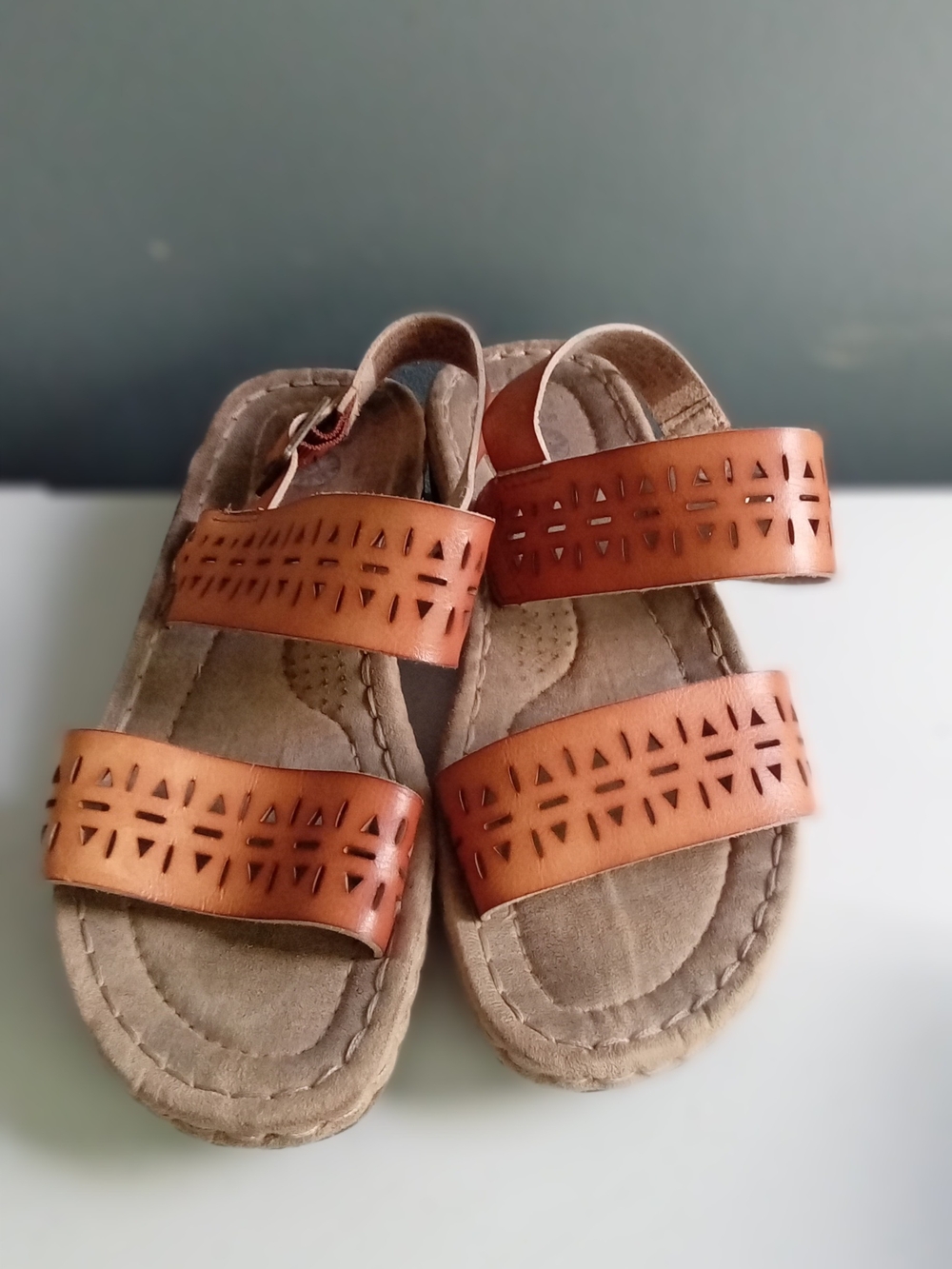 Earth Spirit Cognac Brown Leather Laser Cut Slingback Sandals Womens